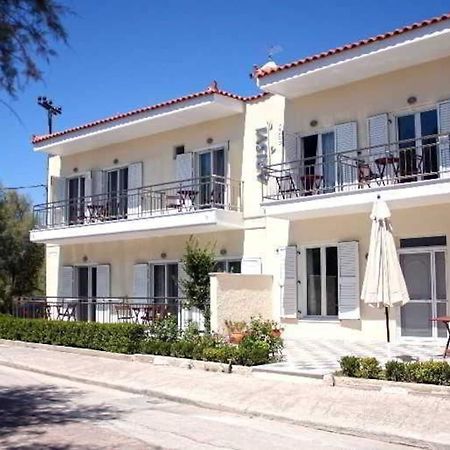 Arisvi Hotel Skala Kallonis Esterno foto